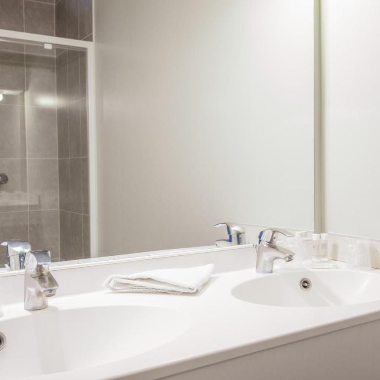 Hotel Grand Cap Rooftop Pool - Suite - 35 m² - 3