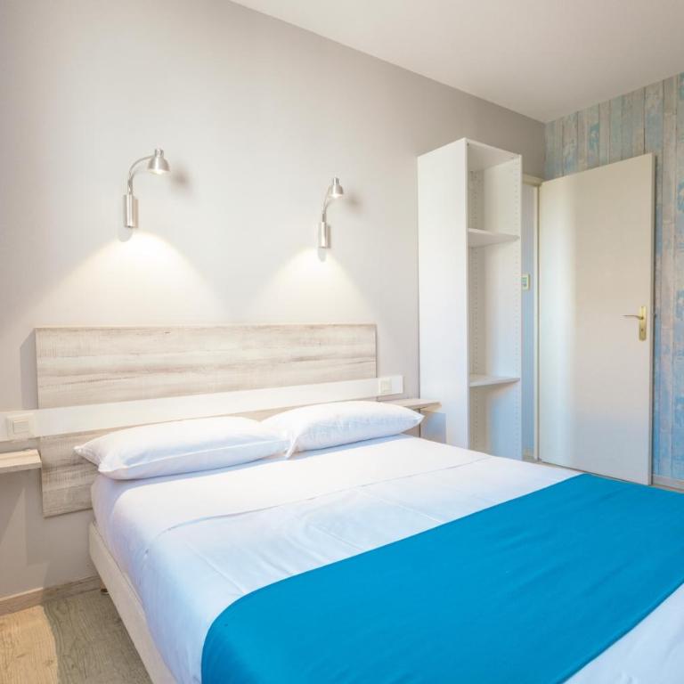 Hotel Grand Cap Rooftop Pool - Chambre Familiale (4 Personnes) - 3