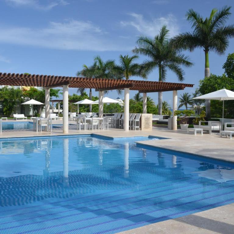 Magia Beachside Condo - Two-Bedroom Apartment - 10