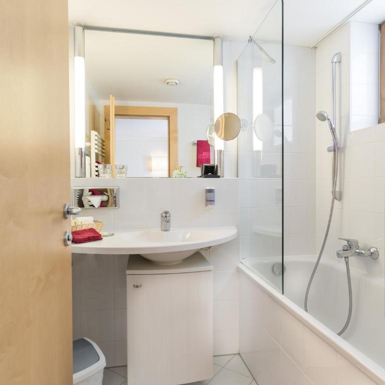 Hotel Post Sport- und Wellness - Superior Doppelzimmer - 5