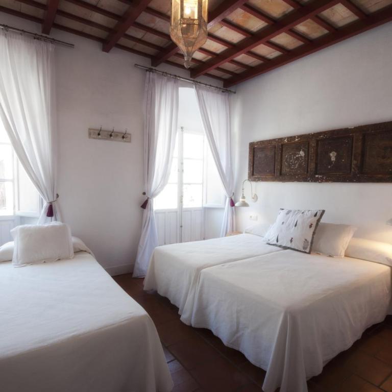 Benali Guest House - Habitación Doble con terraza - 2 camas + cama supletoria - 7