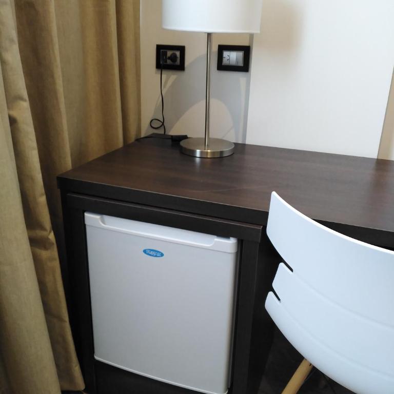 Amerian Rafaela Hotel - Standard Double Room - 7