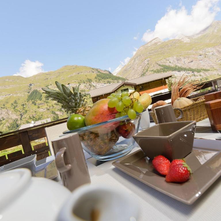 Casa Della Vita by Zermatt Premium Apartments - Vita 3 - Three-Bedroom Attic Apartment (2nd floor) - 29