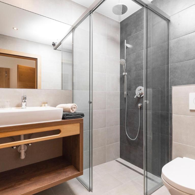 Lerch Suites - Deluxe Apartment mit Balkon - 16