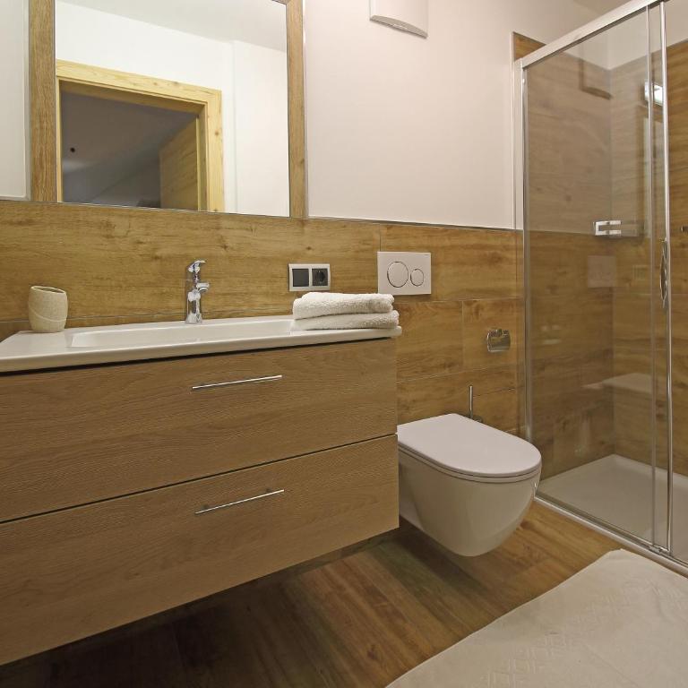 Rodererhof - Two-Bedroom Apartment - 7