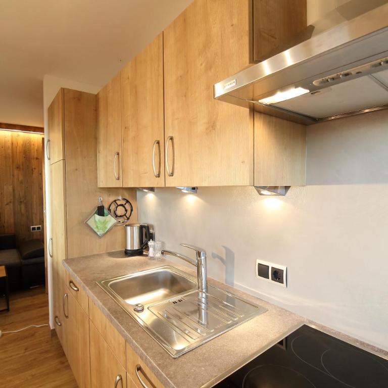 Rodererhof - Two-Bedroom Apartment - 5