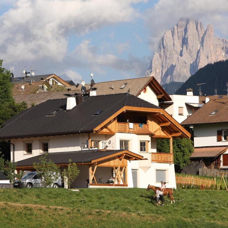 Rodererhof - Two-Bedroom Apartment - 3