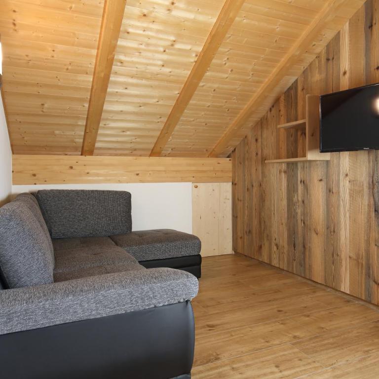 Rodererhof - Two-Bedroom Apartment - 1