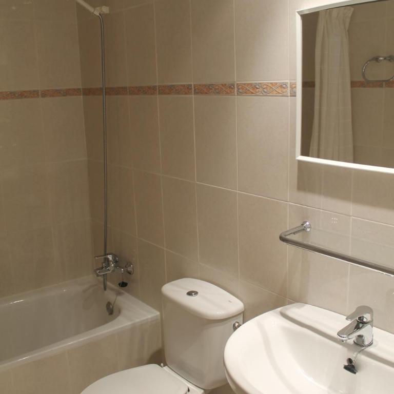 Apartaments Can Claudi - Estudio - 9