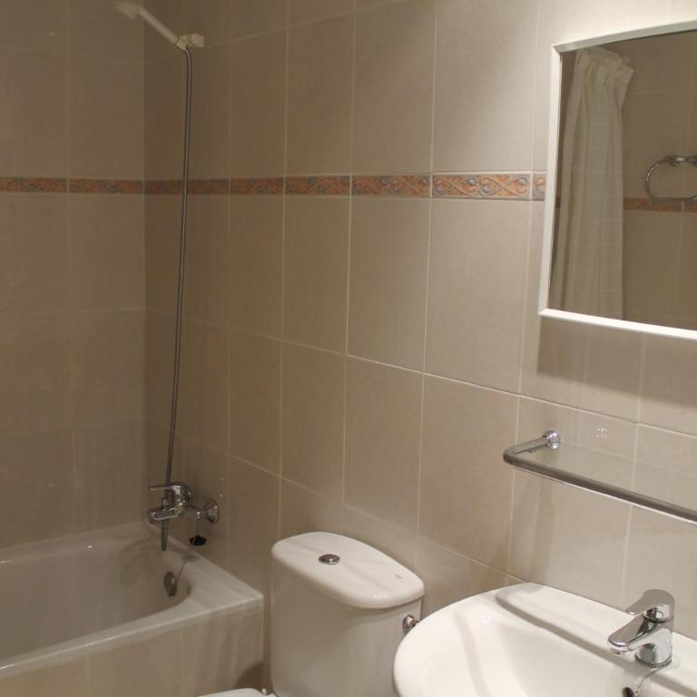 Apartaments Can Claudi - Estudio - 11
