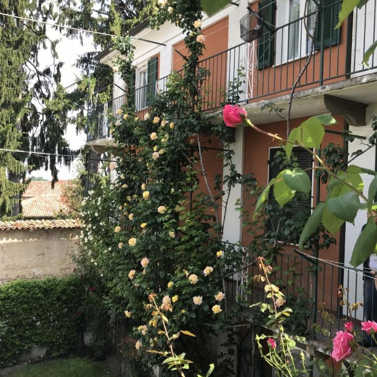 Bed & Roses Meni - Appartamento con 2 Camere da Letto - 1