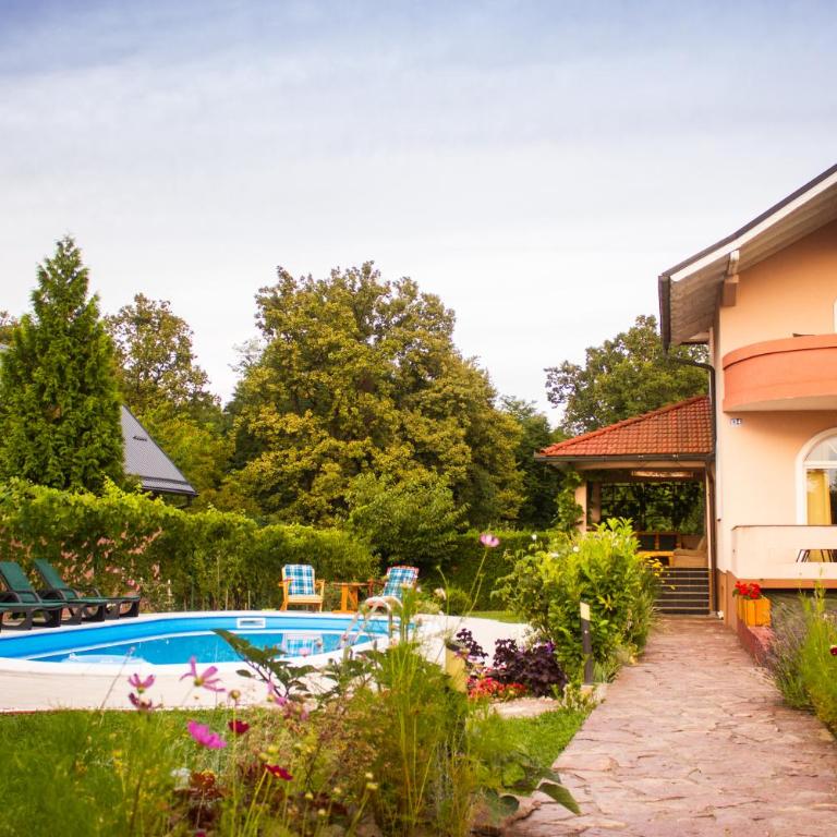 Villa Katarina with pool - Vila sa Sopstvenim Bazenom - 7