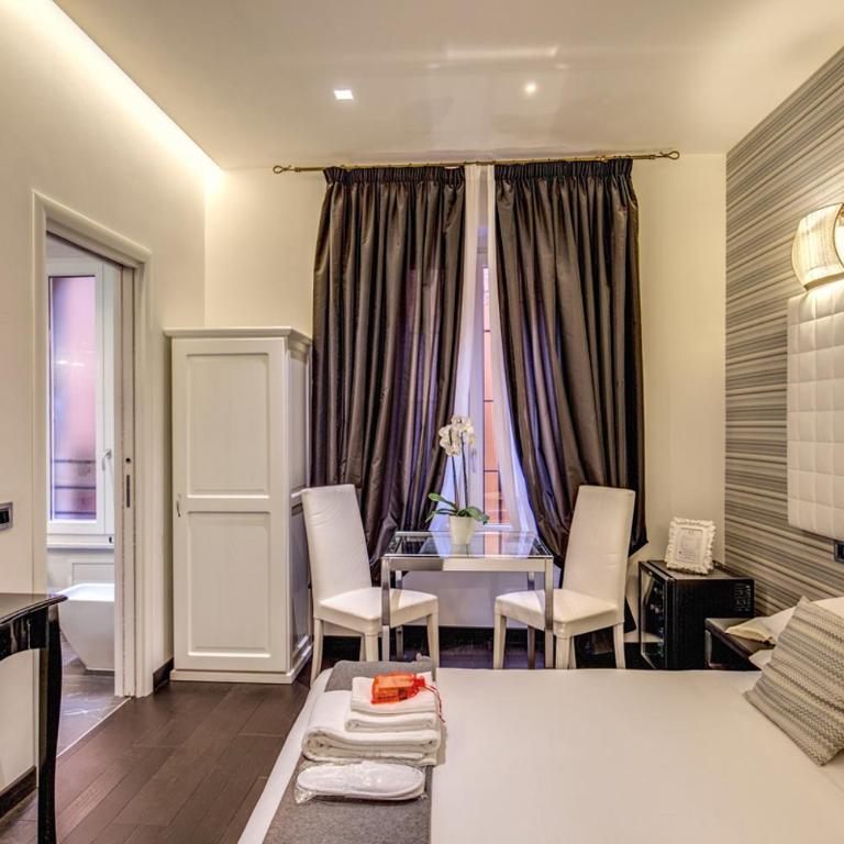 Navona Living Rome - Camera Tripla - 4