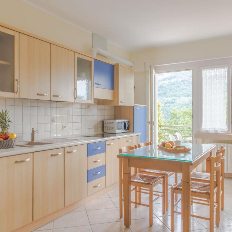 Residence Terry - Appartamento con 2 Camere da Letto (4 Adulti) - 8