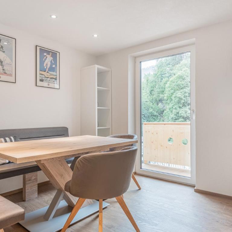 Haus Dienten Apartments nahe den Bergbahnen mit HochkönigCard - Apartment mit 2 Schlafzimmern mit Balkon und Terrasse - 7