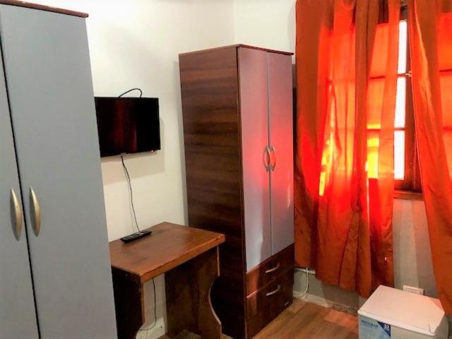 Cañitas Home - Habitación Individual Amplia - 1
