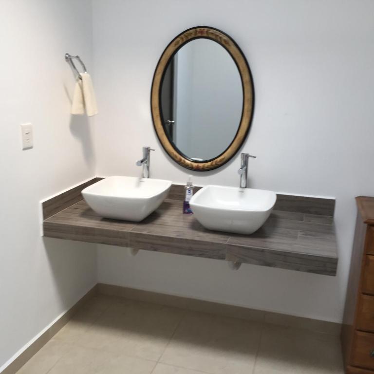 Bella Casa 3 Rec 4 Baños Piscina Playa para 12 - Four-Bedroom House - 11