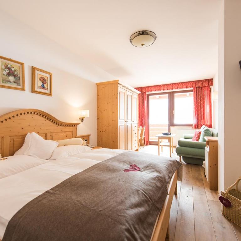 Alpenwellnesshotel St. Veit - Doppelzimmer Südseite mit Balkon - 2
