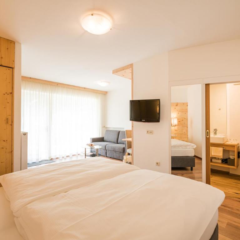 Alpenwellnesshotel St. Veit - Doppelzimmer - Dependance (30 m) - 4