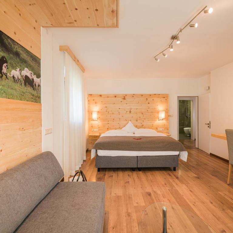 Alpenwellnesshotel St. Veit - Doppelzimmer - Dependance (30 m) - 7