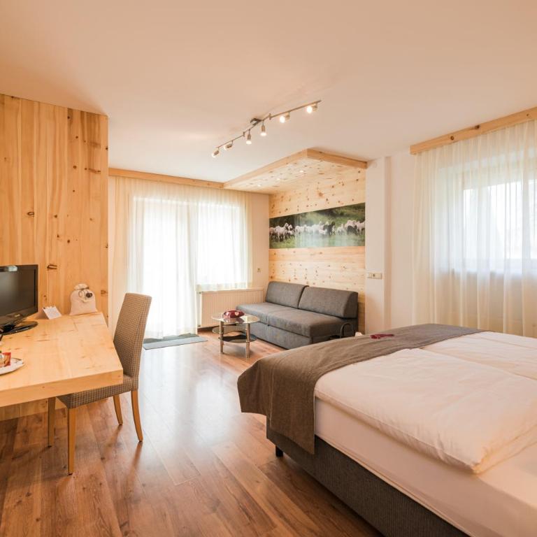Alpenwellnesshotel St. Veit - Doppelzimmer - Dependance (30 m) - 1