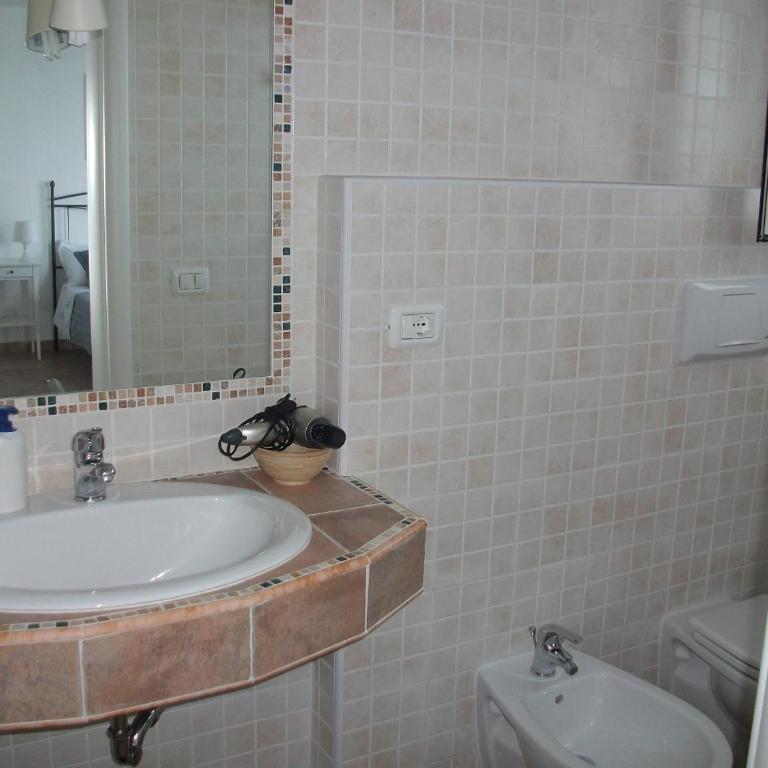 Baia Scirocco Bed and Breakfast - Ampia Camera Matrimoniale - 8