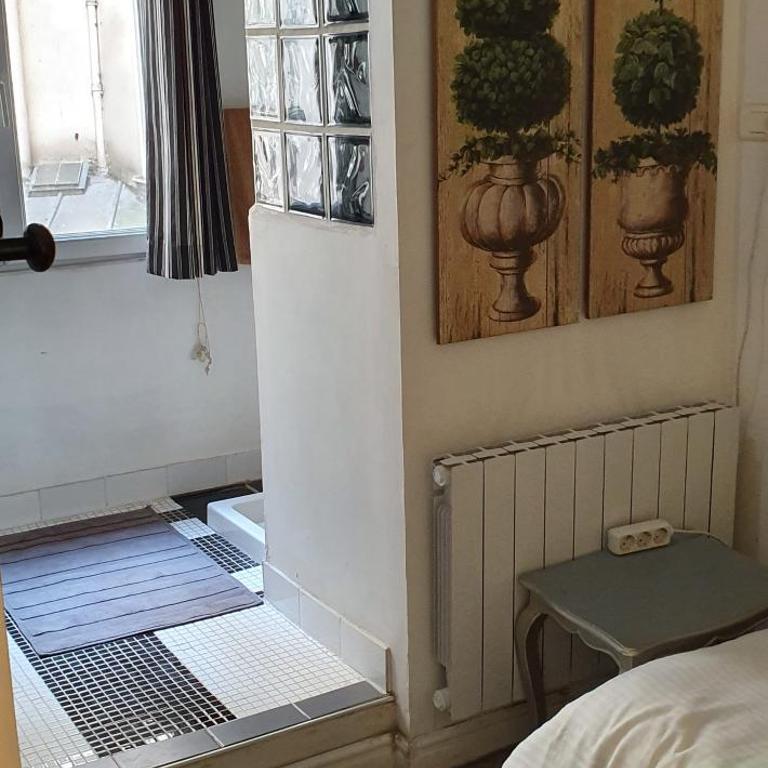 à 10 mn à pied de Montmartre - Appartement 3 Chambres - 18