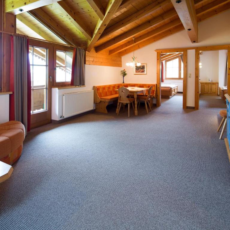 Gästehaus Brantlhof Zimmer und Ferienwohnungen in Going am Wilden Kaiser - Apartment mit 2 Schlafzimmern und Bergblick - 3