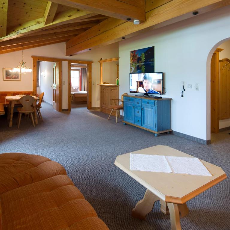 Gästehaus Brantlhof Zimmer und Ferienwohnungen in Going am Wilden Kaiser - Apartment mit 2 Schlafzimmern und Bergblick - 2