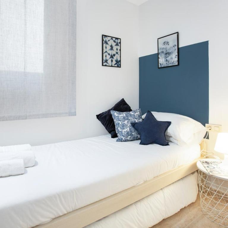 Stay U-nique Apartments Ricart - Apartment with Balcony - 18