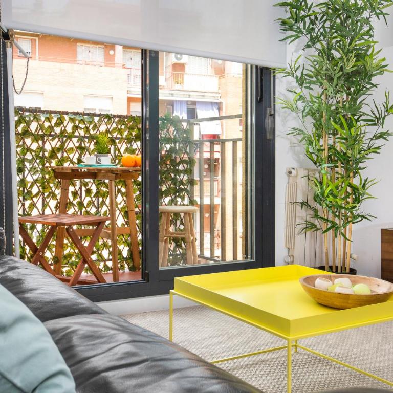 Stay U-nique Apartments Ricart - Apartment with Balcony - 9