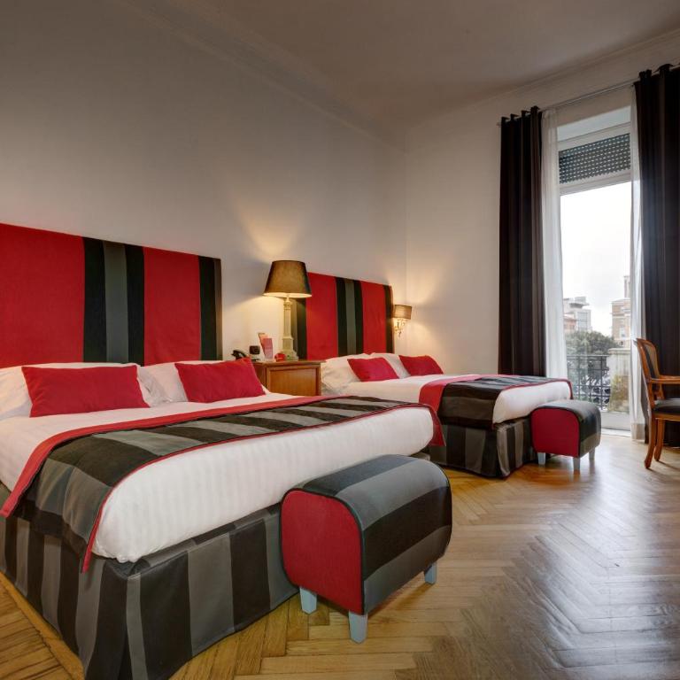 Alpi Hotel - Camera Familiare - 10