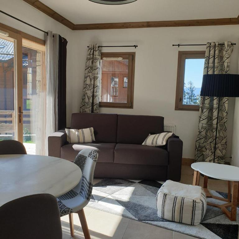 les 7 laux immobilier chalet E - Apartment - Erdgeschoss - 1