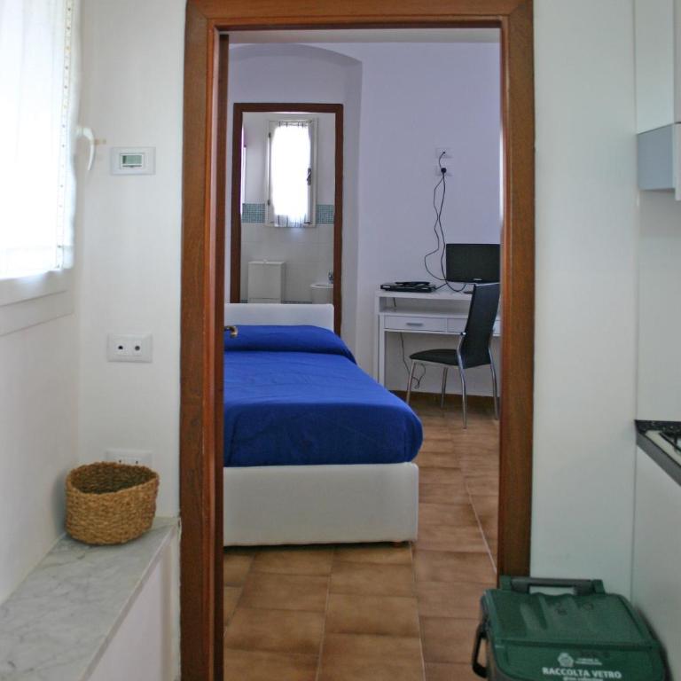 Casa il Gabbiano - Apartment with Shower - 8