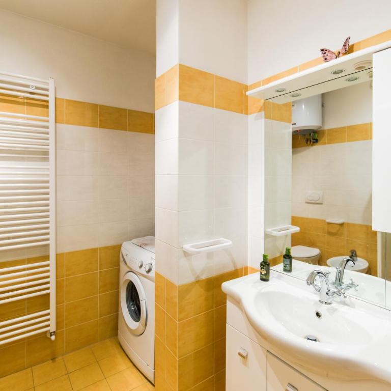 Zona Portici - Casa Vacanze - 1