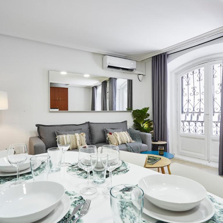 LEEWAYS APARTMENT I in GRAN VÍA - Apartment - 1