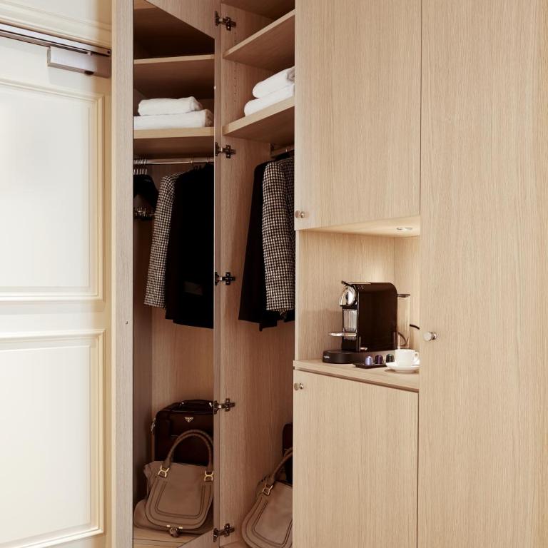 Grand Hôtel Du Palais Royal - Suite Junior - 2
