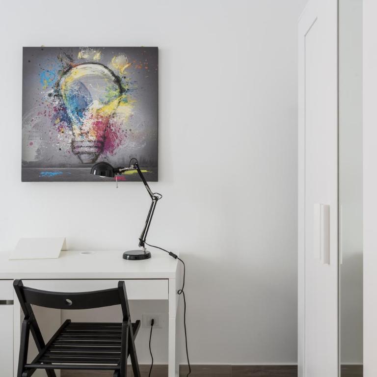 Hostmate - Milano - Via Paruta - Appartamento con 3 Camere da Letto - 14