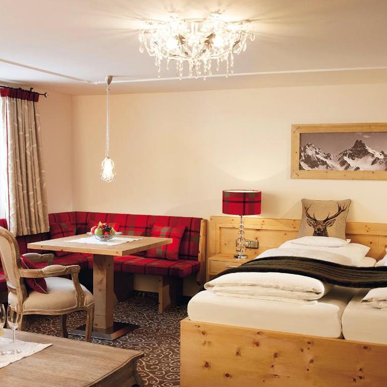 die Krone von Lech - Romantikhotel - Luxushotel in bester Lage - Deluxe Doppelzimmer - 8