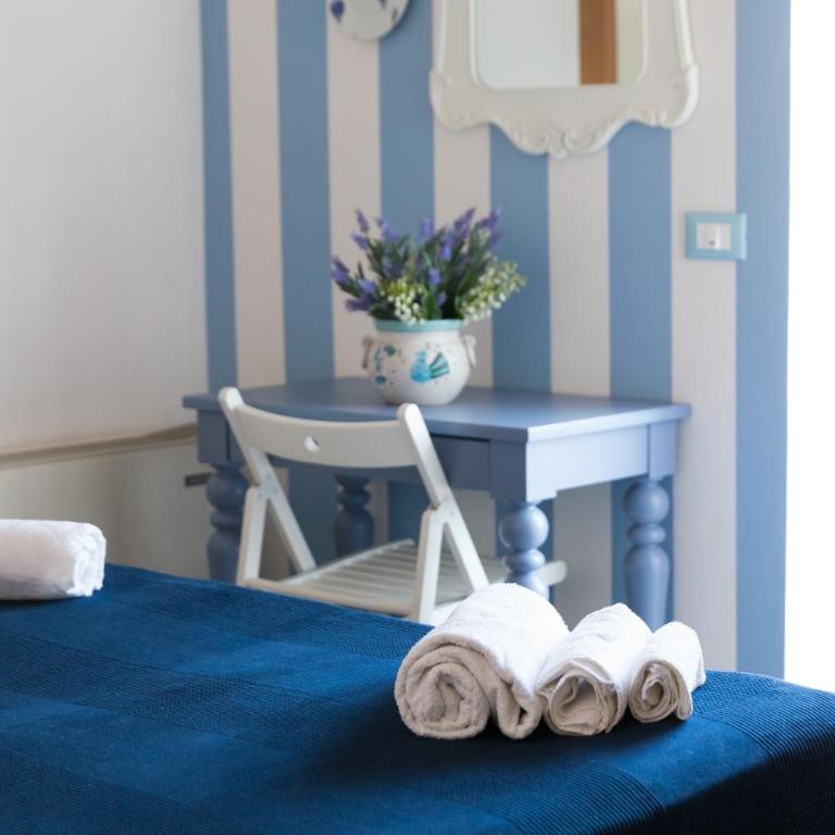 Hotel Jolie - Superior Double or Twin Room - 1