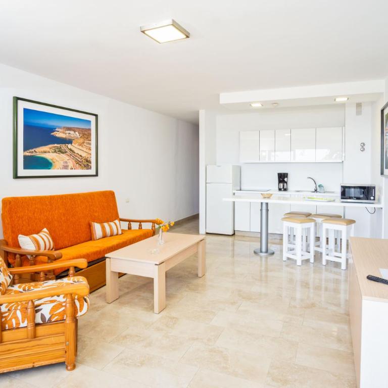 San Nicolás - One-Bedroom Apartment - 1