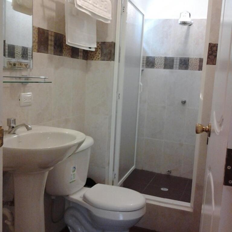 Suites La Rosa - Family Room - 3