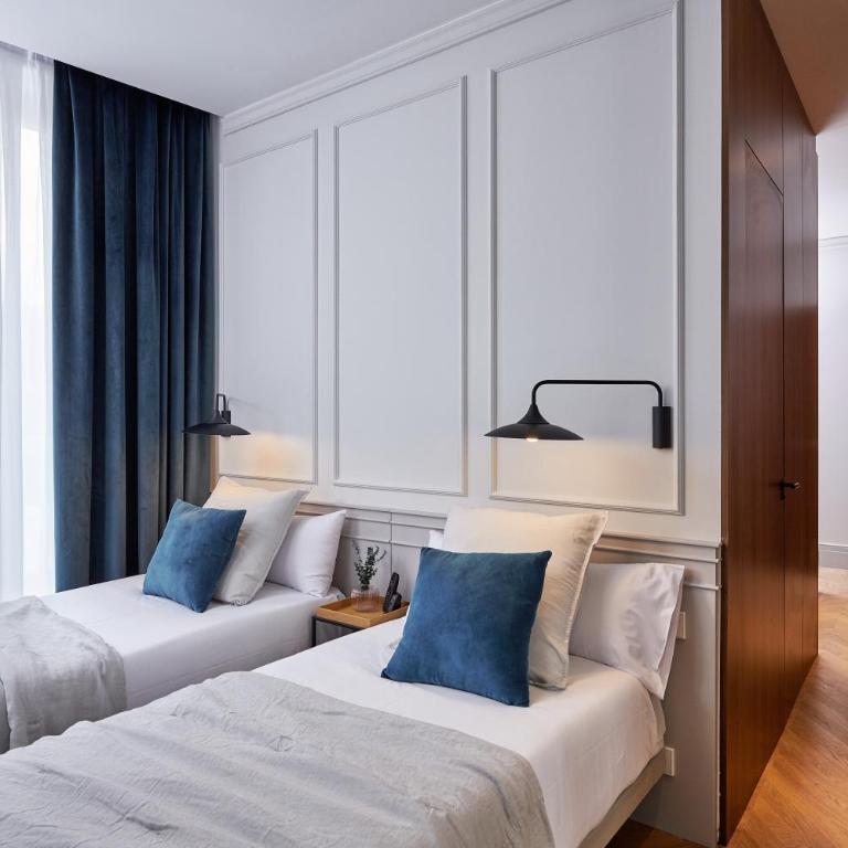Room Mate Collection Helen Berger - Triple Room - 4