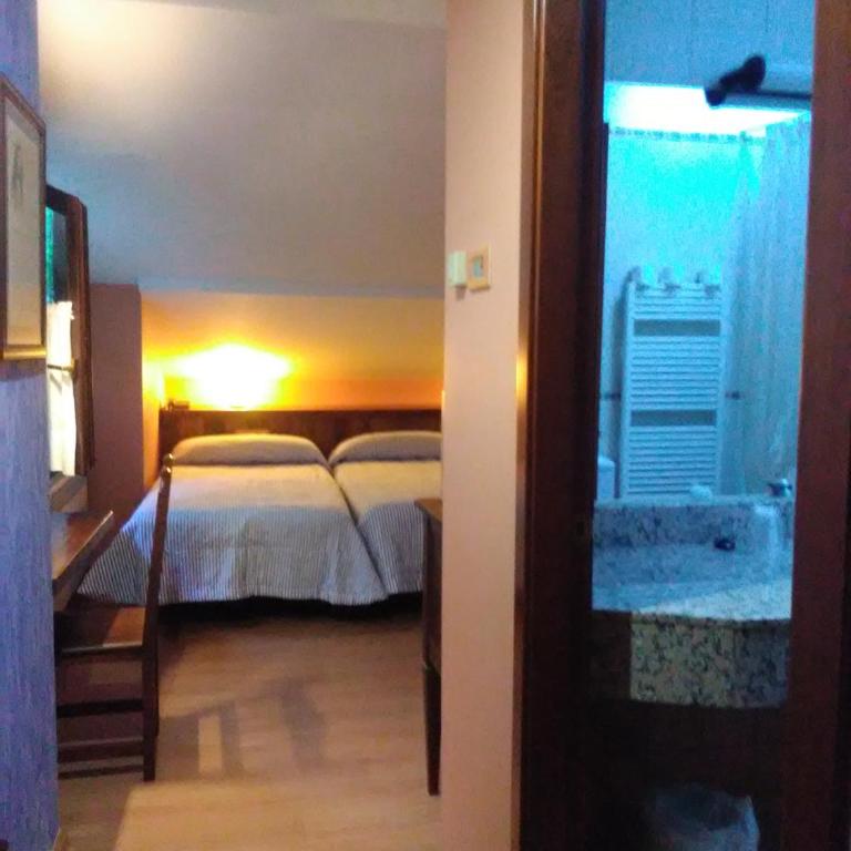 HOTEL TURPÍ - Habitación Triple Estándar - 2