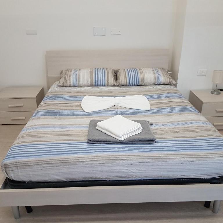 B&B Matteotti 23 - Camera Deluxe (2 Adulti + 1 Bambino) - 1