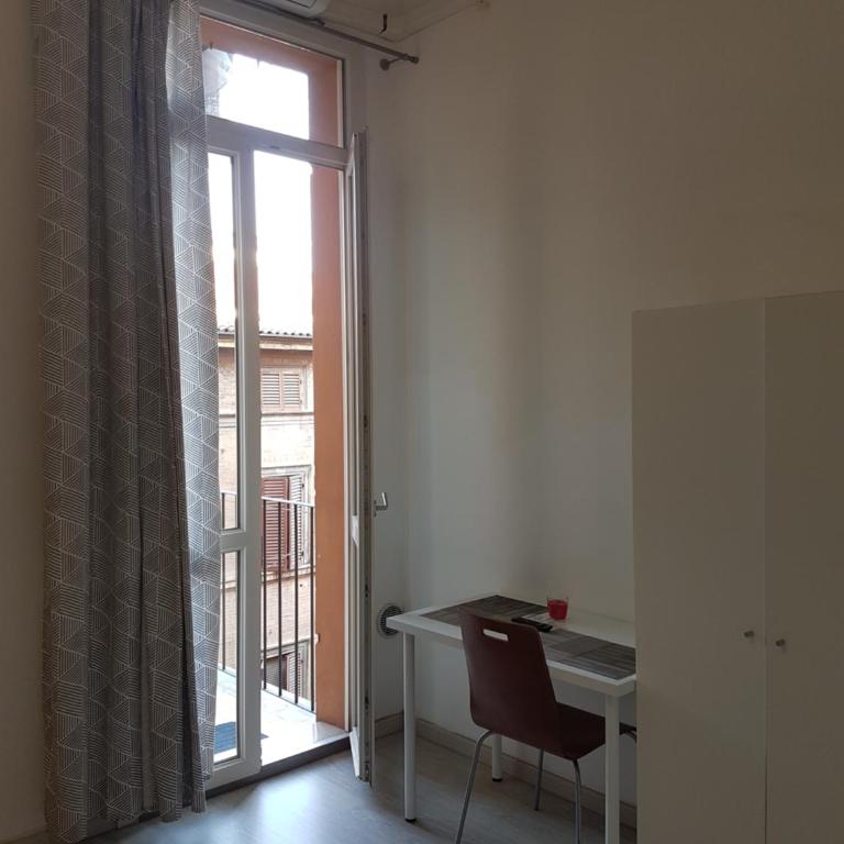 B&B Matteotti 23 - Camera Deluxe (2 Adulti + 1 Bambino) - 8