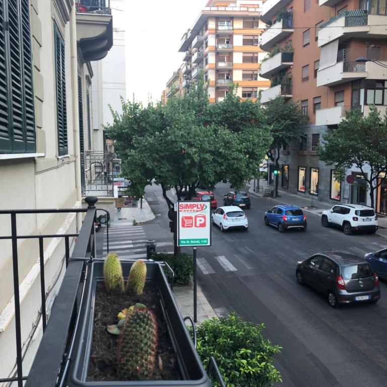 Residenze Chamur Modern & Comfortable Apartments in Palermo - Suite with Balcony - 20