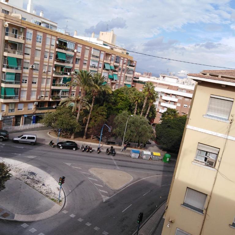 Avenida Alcoy - Apartment - Apartment with Balcony - 2