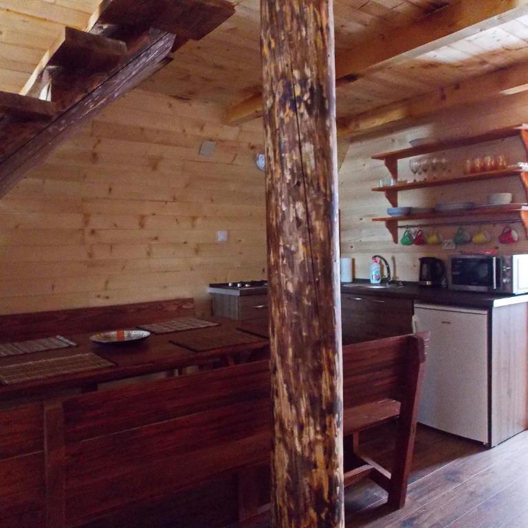 Family Farm Apartments - Apartment - Split Level - 6