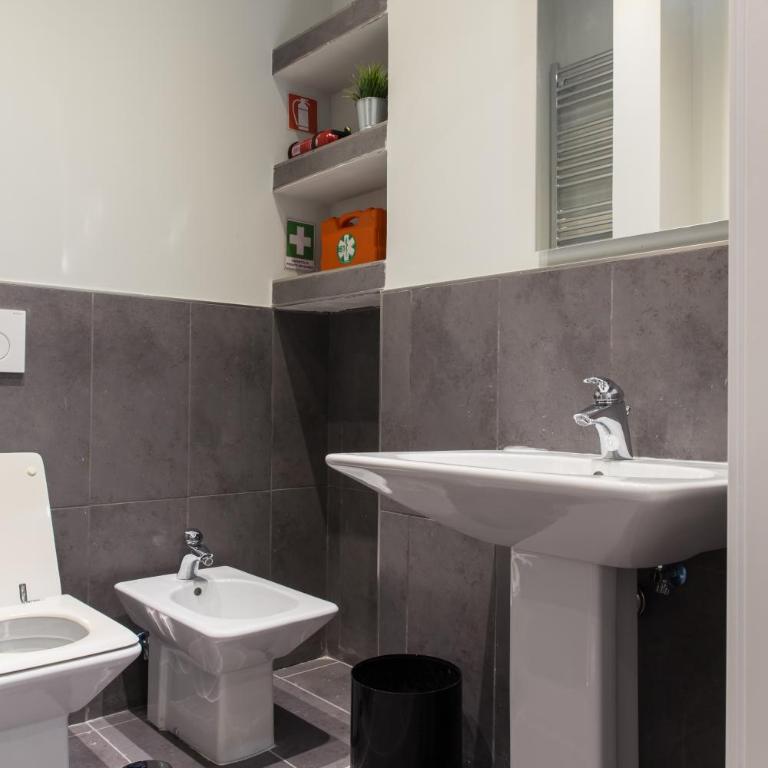 Charming apartment in San Giovanni 90m from Metro - Appartamento con 3 Camere da Letto - 6